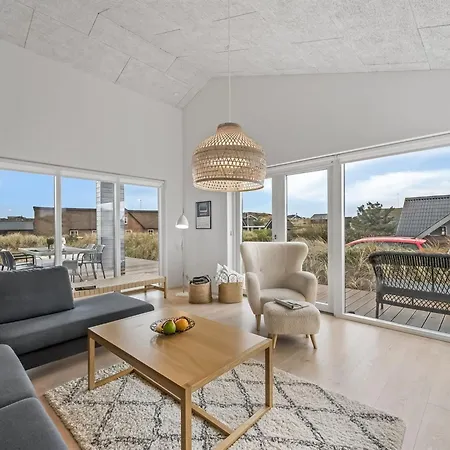 Chenoa - 350m From The Sea By Interhome *